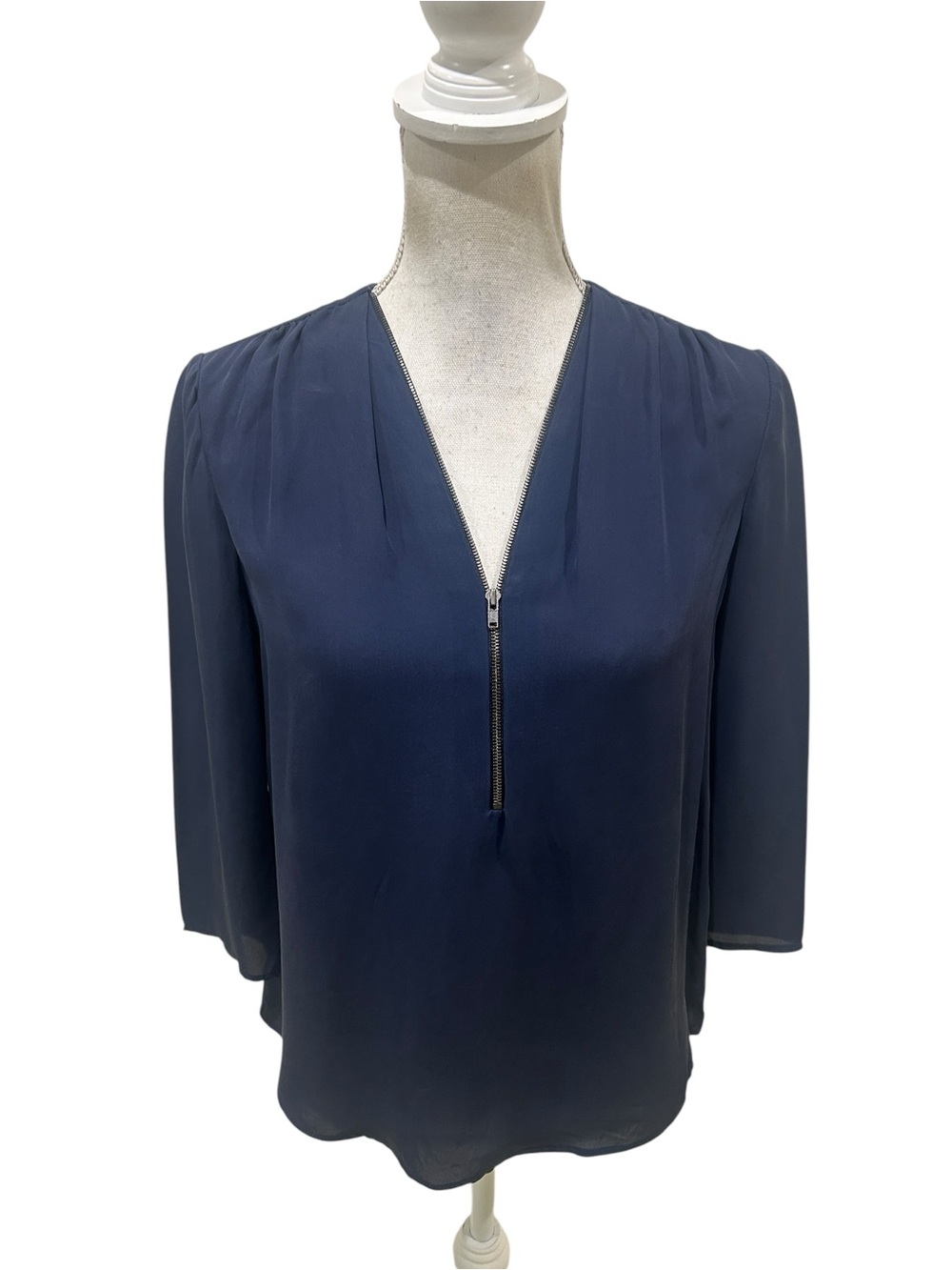 Theory Navy 100% silk Zip-Front V-Neck 3/4 sleeve Blouse size small